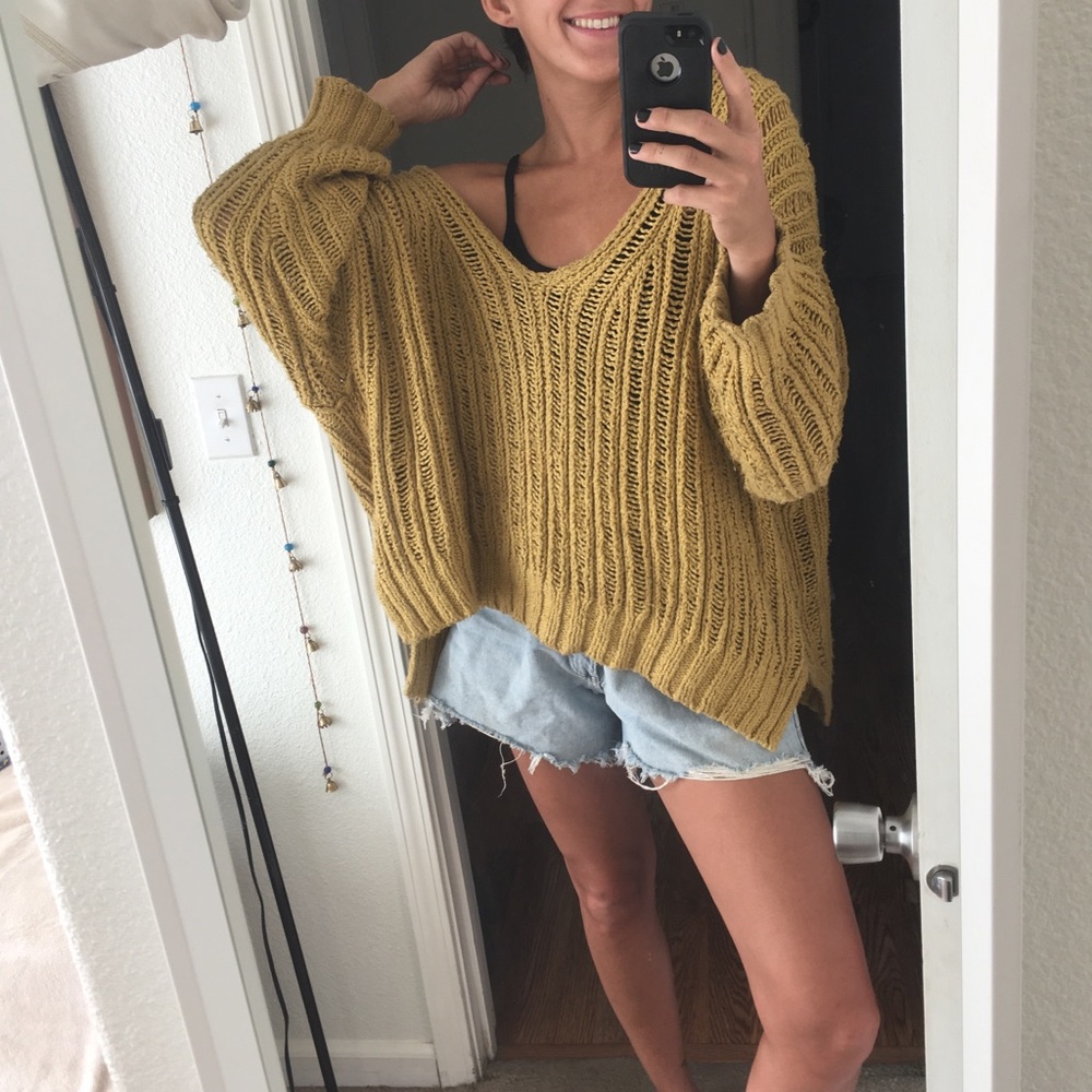 FREE PEOPLE CABLE KNIT SWEATER